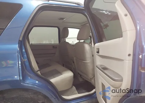 2008 Ford Escape Xlt from USA, damaged, VIN 1FMCU93128KD92680